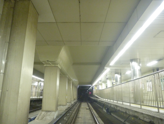 5号線阿波座駅軌道天井改良工事