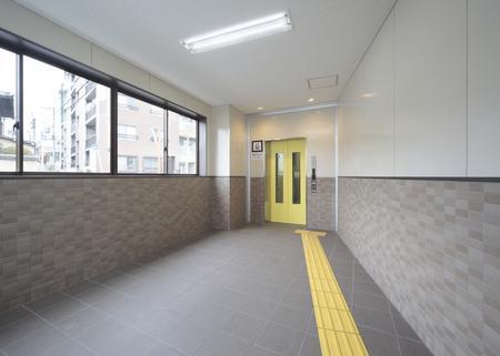 阪急関大前駅バリアフリー化工事（土木工事）