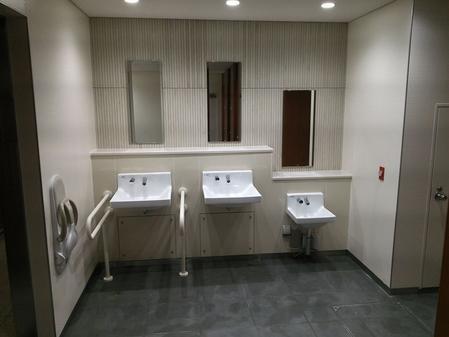京橋外1駅トイレ改造工事