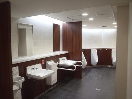 1号線本町駅中中階トイレ改造工事