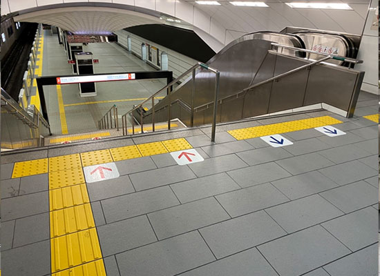 梅田駅南中階改造その他工事その2(H)